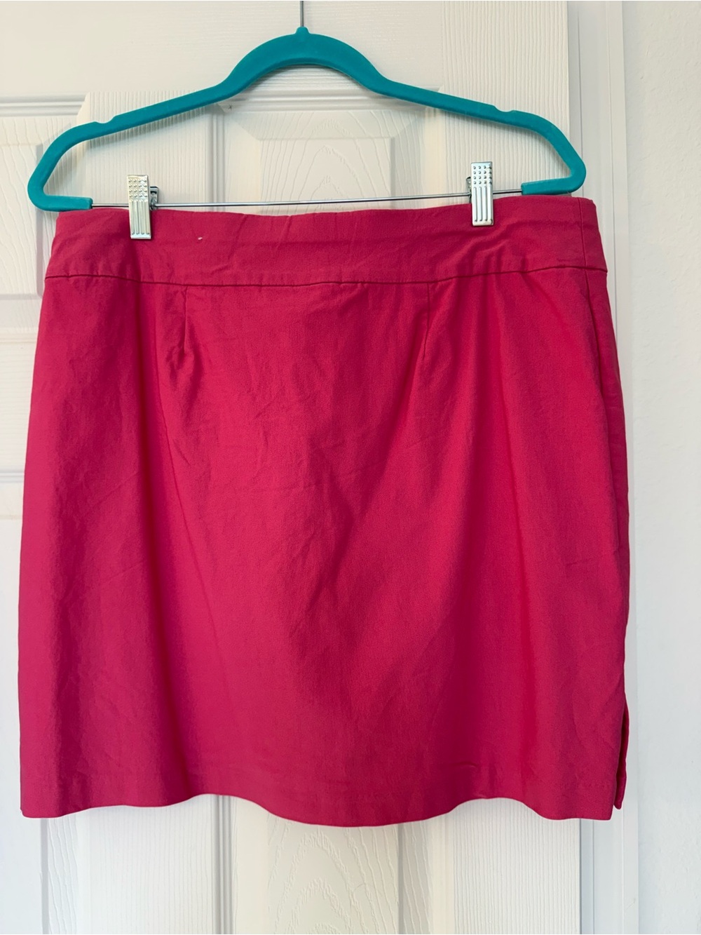 Chico's Bright Pink Skort